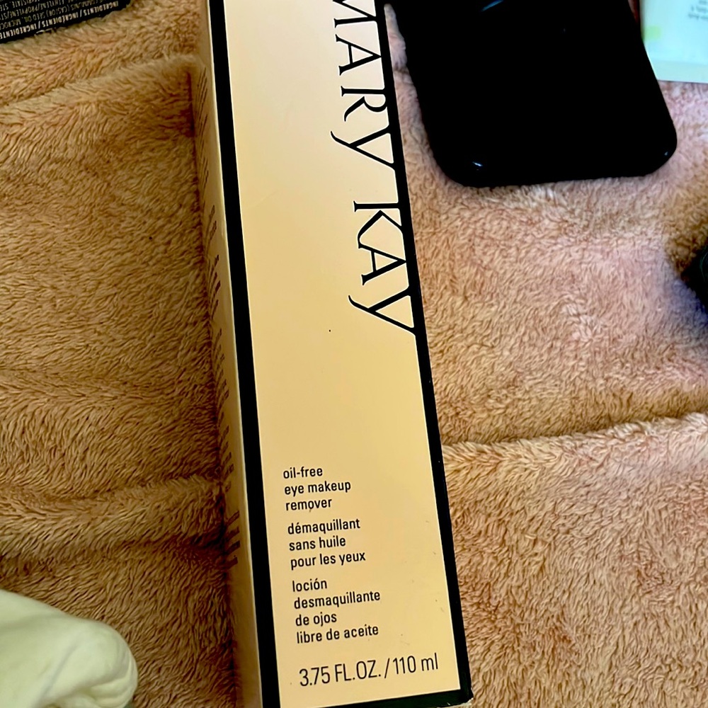 Eye Makeup Remover